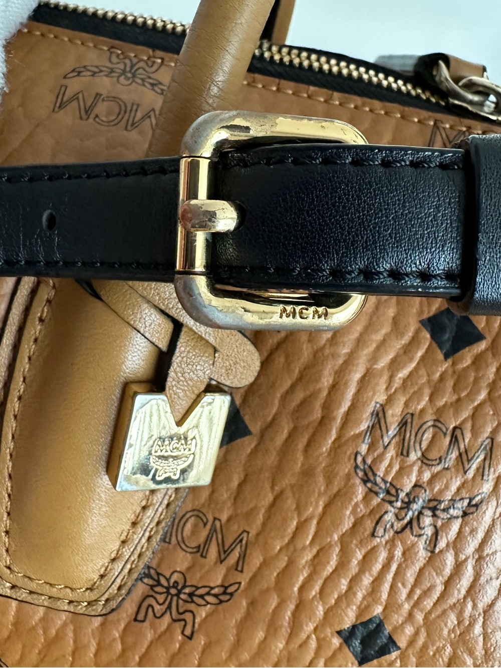 MCM Boston bag with COA - Picture 14 of 16